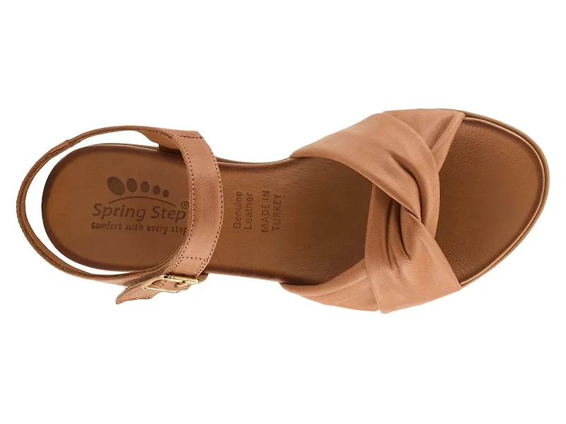 Nihira Sandal