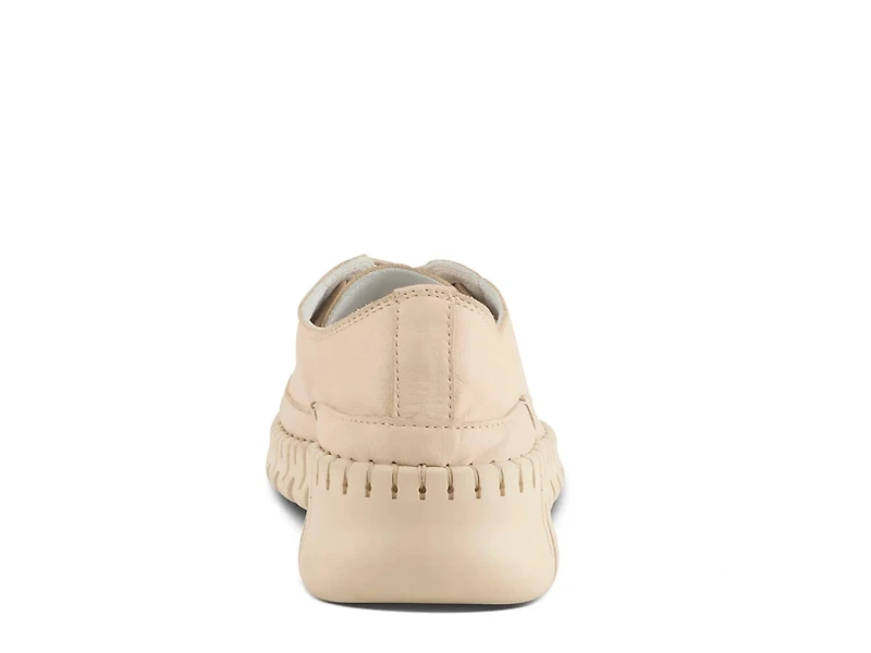 Surana-Glo Sneaker