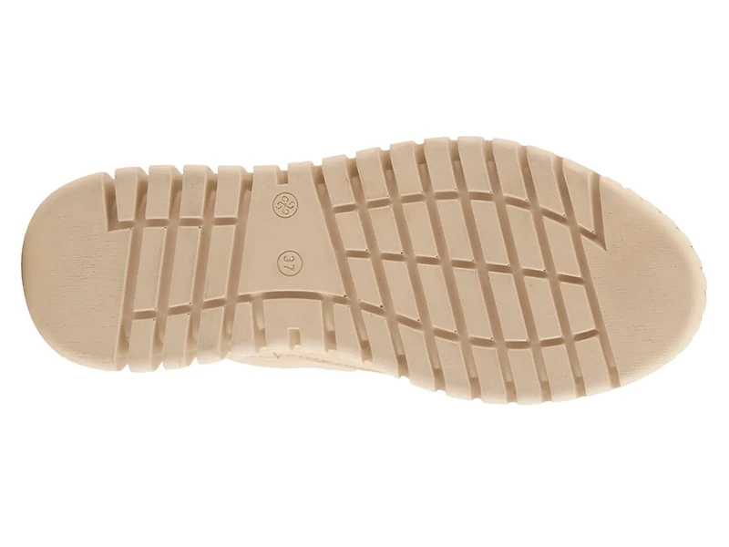 Surana-Glo Sneaker