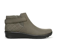 Gaze Bootie