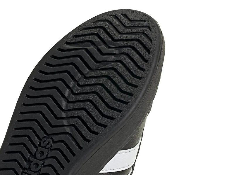 Street Talk Sneaker