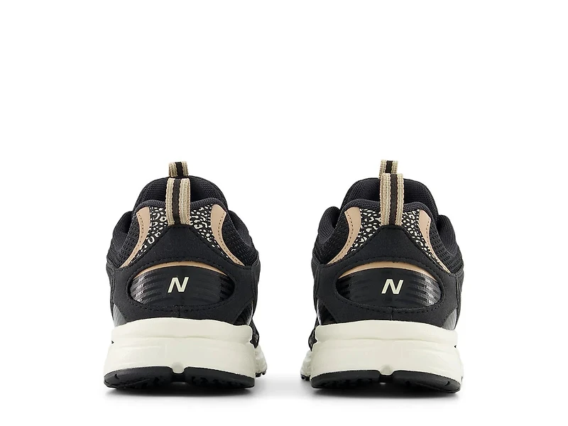 408 Sneaker