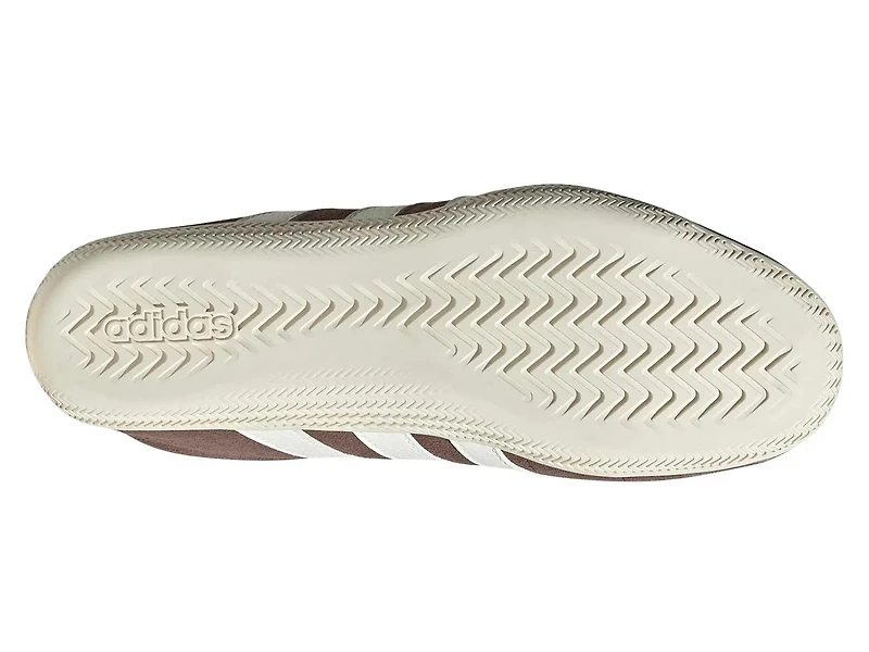 Grand Court Lo Sneaker