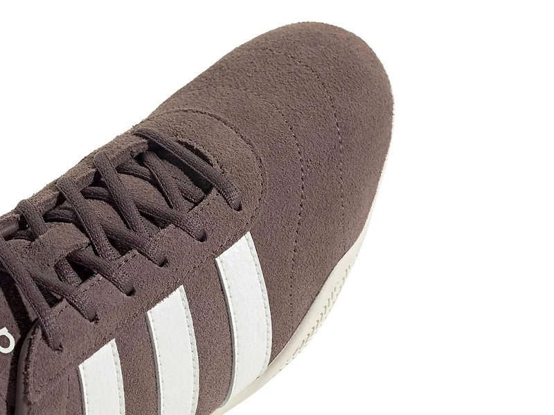 Grand Court Lo Sneaker