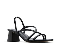 Kiira Sandal