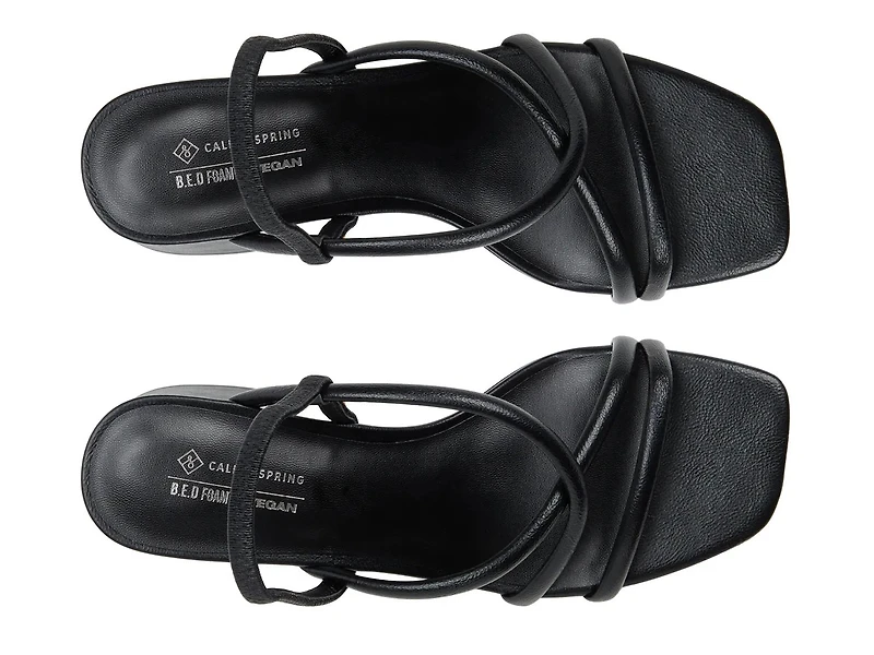 Kiira Sandal