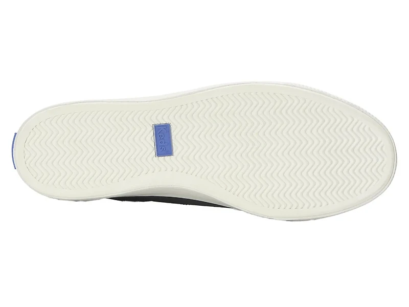 Pursuit Sneaker - Women's