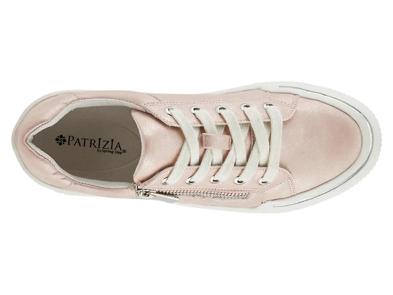 Darah Sneaker