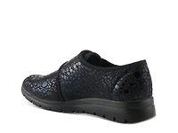 Amay Slip-On