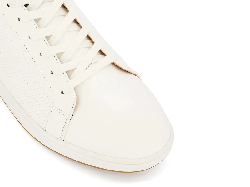 Tezzy Sneaker