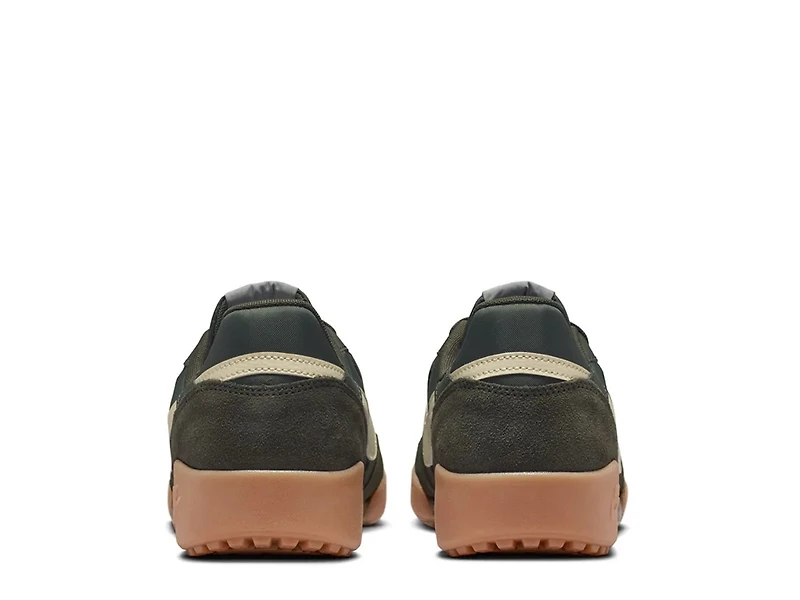 Terra Manta Sneaker