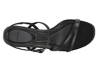Marcela Sandal