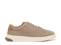 Mavric Sneaker