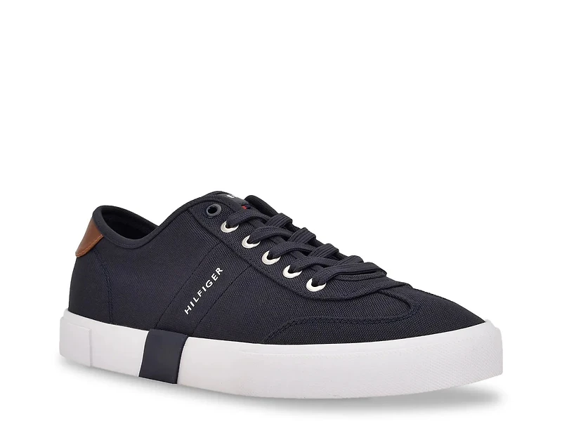 Pandora Sneaker
