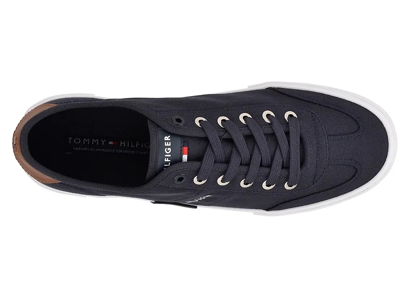 Pandora Sneaker