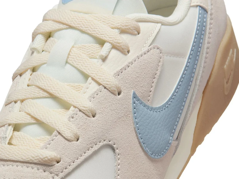 Terra Manta Sneaker - Women's