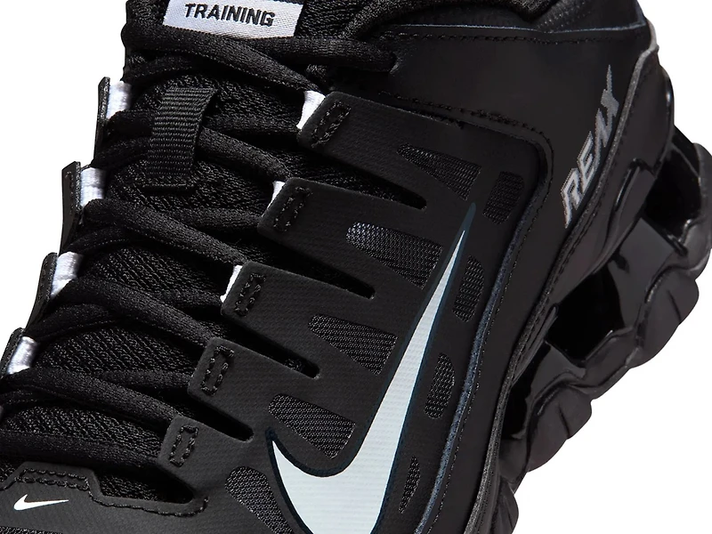 Reax 8 TR Sneaker - Women's