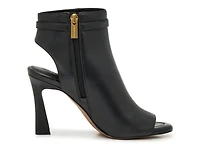 Paveeni Bootie