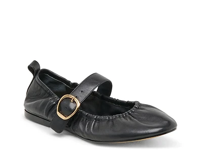 Caely Mary Jane Flat