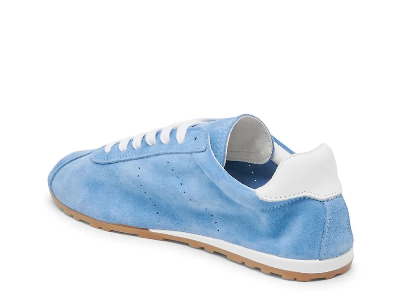Serina Sneaker