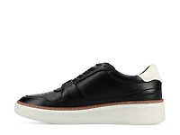 Court Sneaker