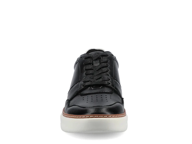 Court Sneaker