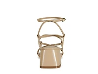 Anika Sandal