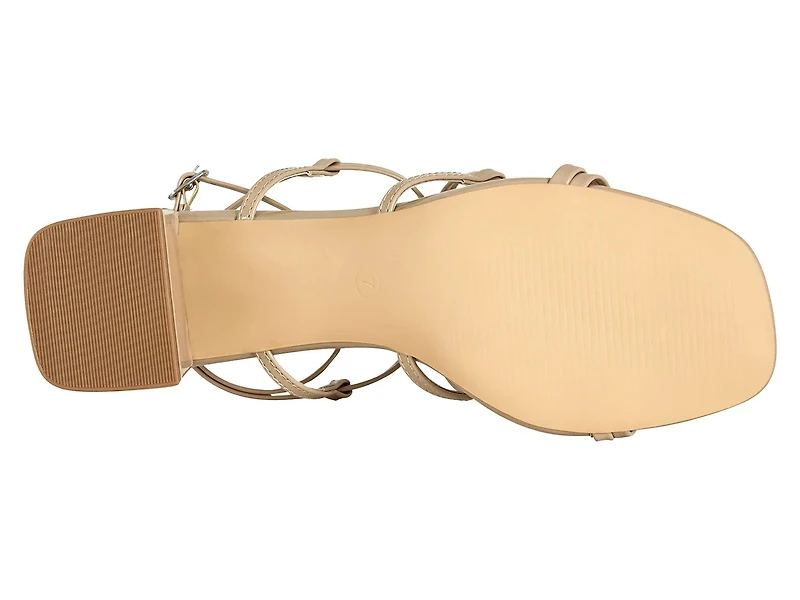 Anika Sandal