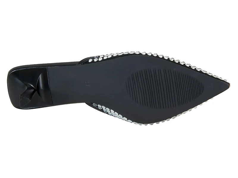Reanna Pump