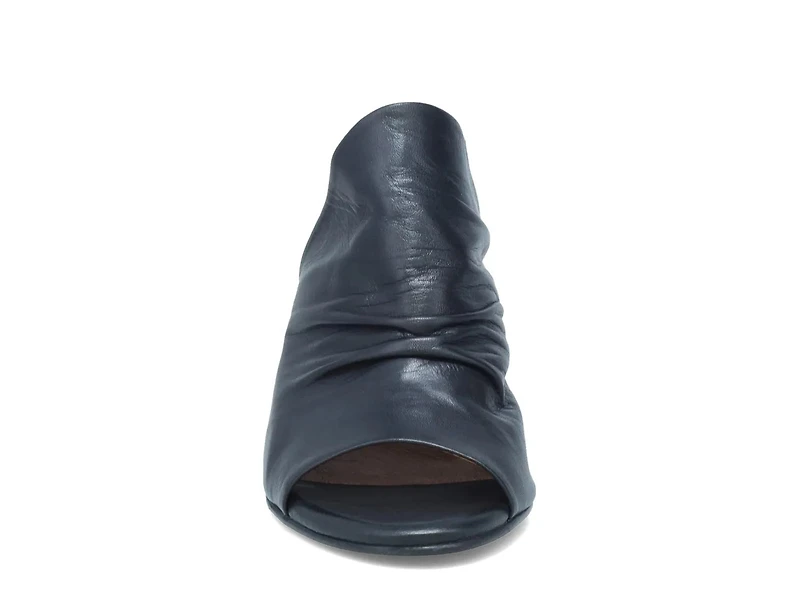 Ainsely Sandal