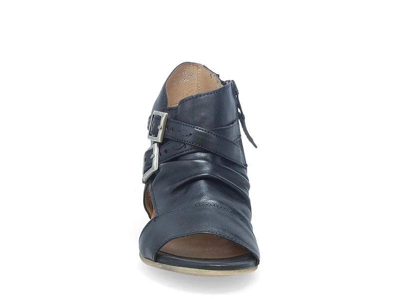 Cassius Sandal