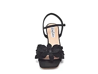 Lori Sandal