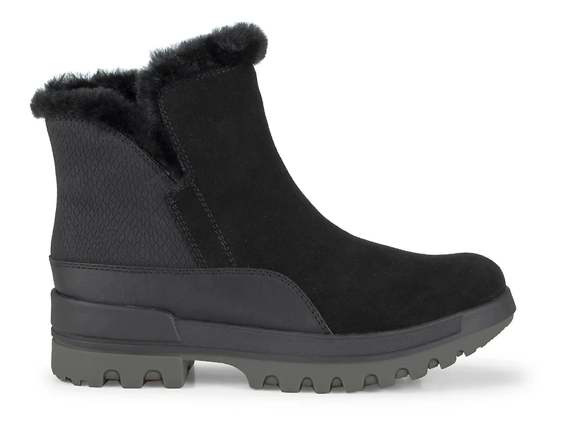 Nyela Bootie