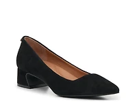 Daina Pump
