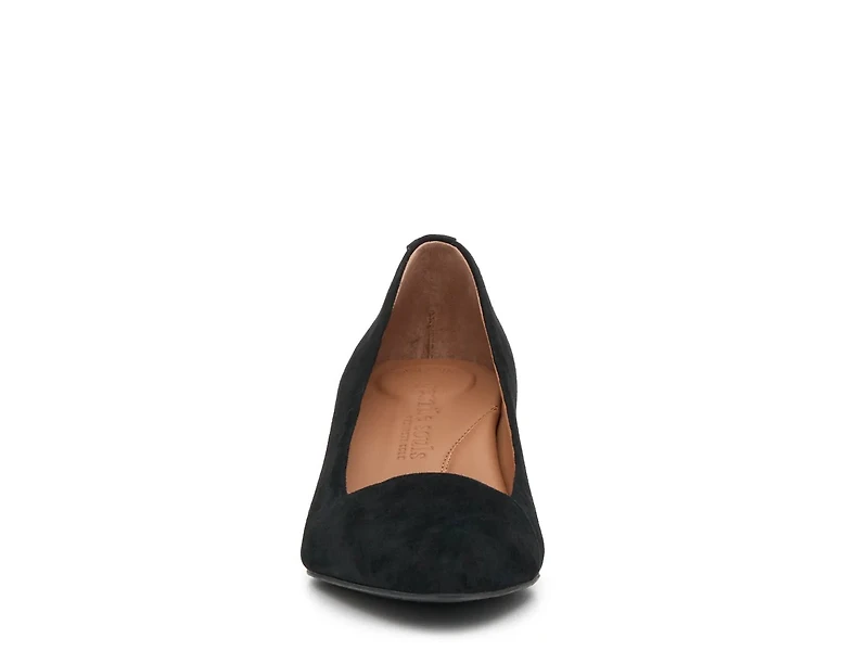 Daina Pump