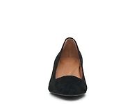 Daina Pump