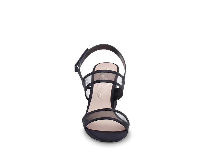 Qirin Sandal