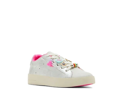 Poet Sneaker
