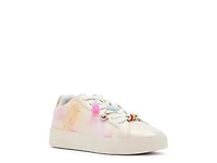 Poet Sneaker