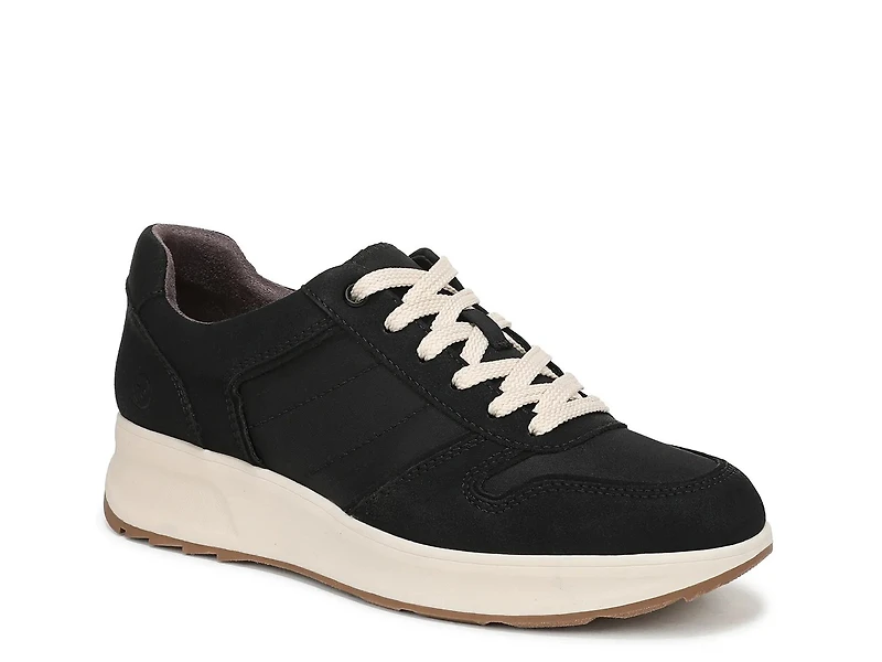 Revival Sneaker