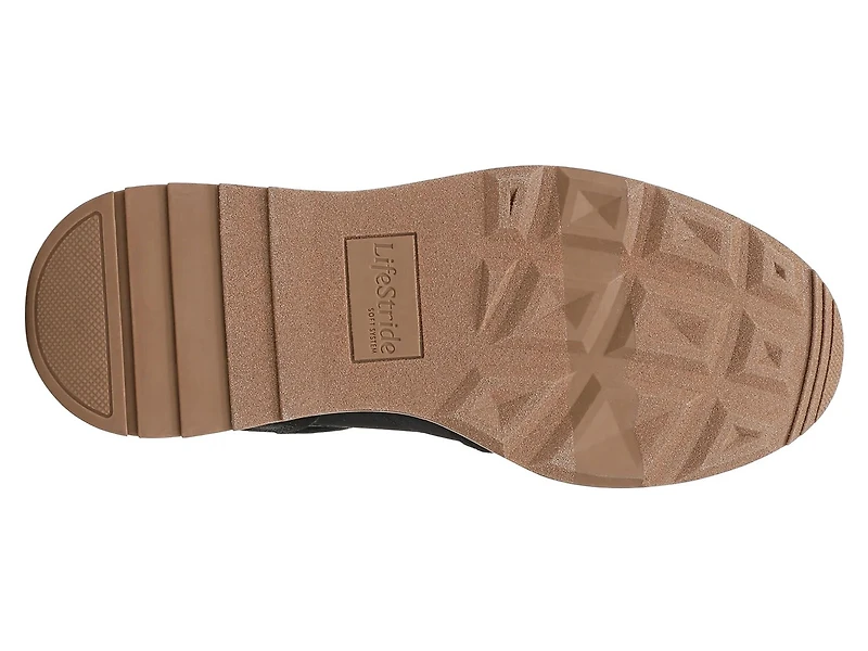 Revival Sneaker