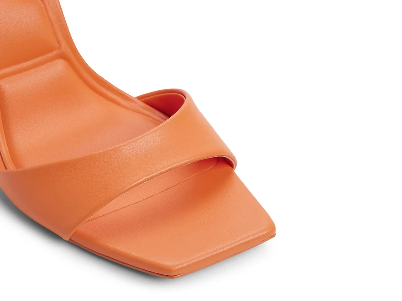 Illustrious Sandal
