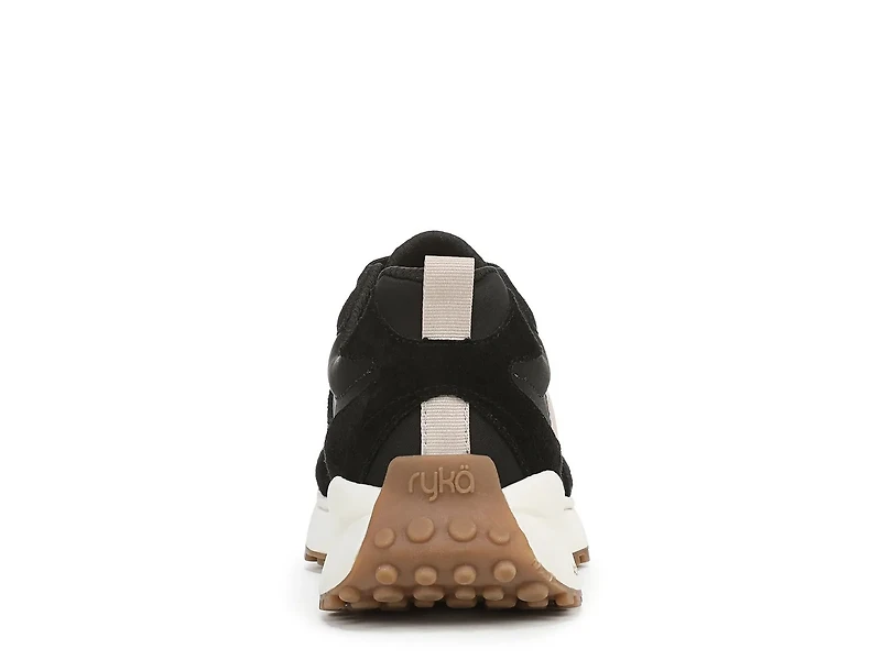 Jetsetter Sneaker