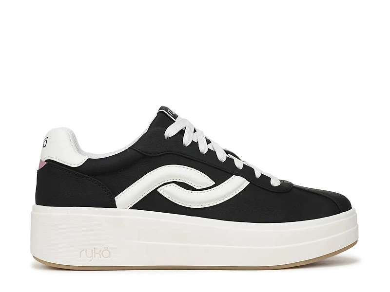 Viv Max Platform Sneaker