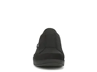 Lounge Slip-On