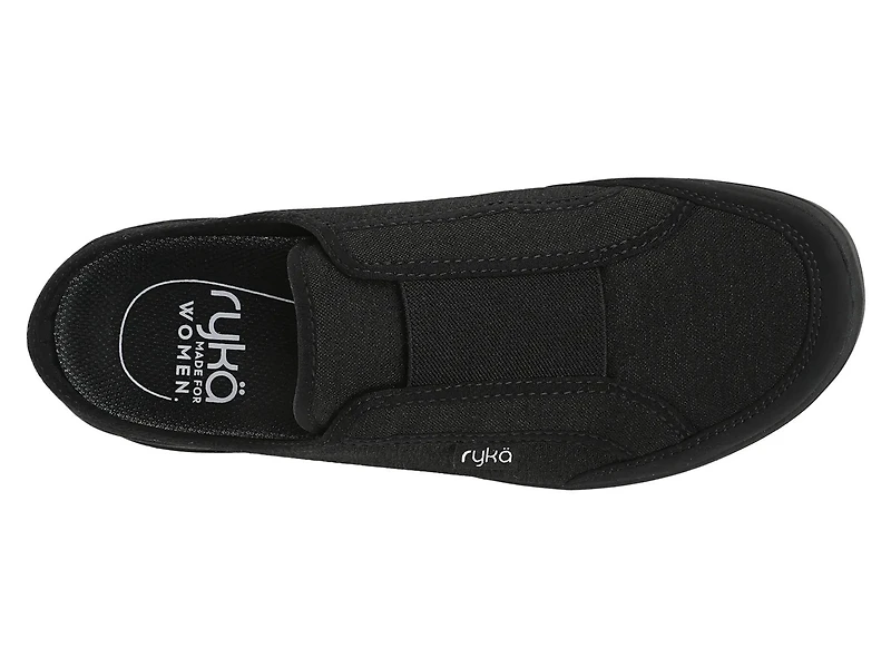Lounge Slip-On