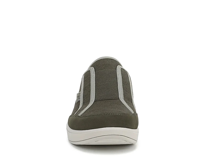 Lounge Slip-On