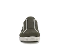 Lounge Slip-On