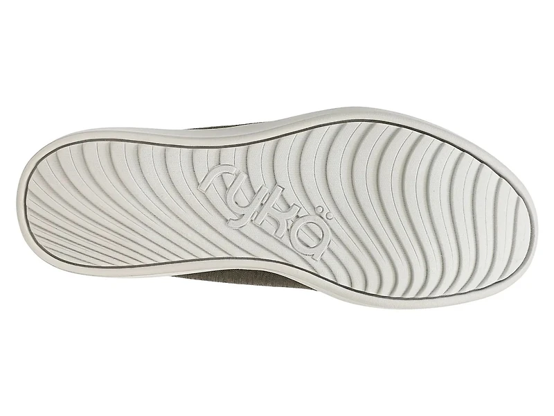Lounge Slip-On