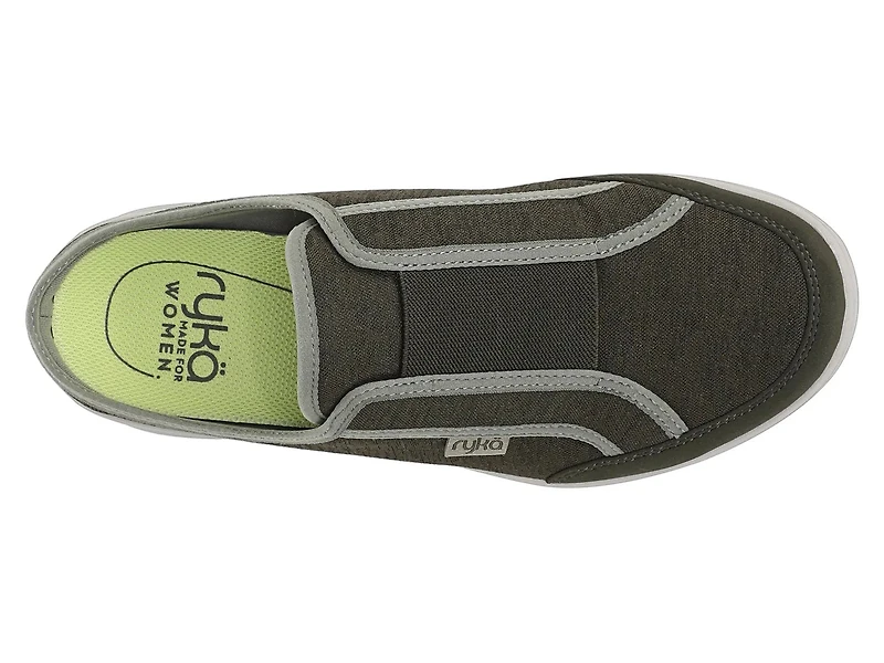 Lounge Slip-On